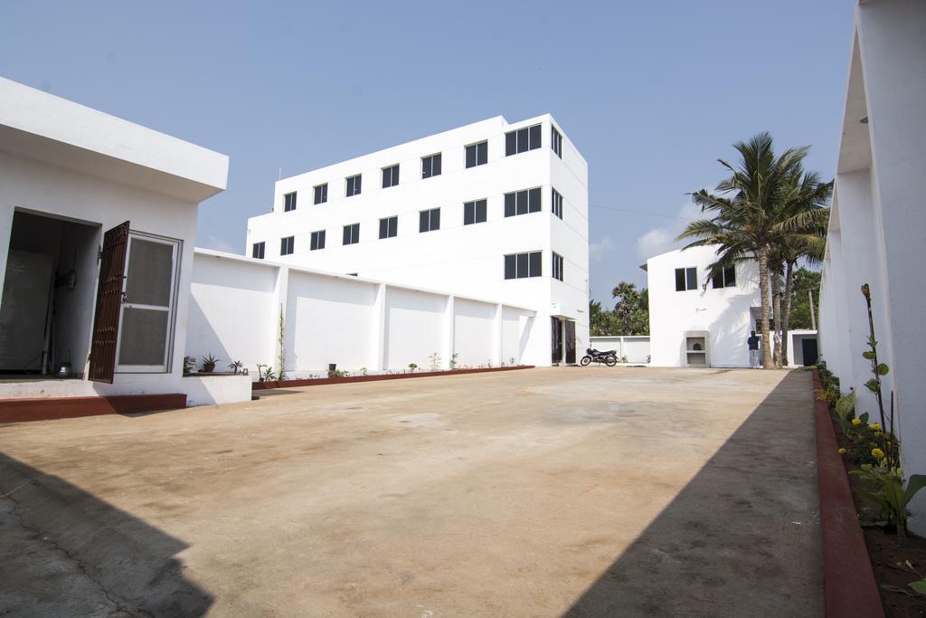 Hotel Ganesh Residency Puducherry Zewnętrze zdjęcie